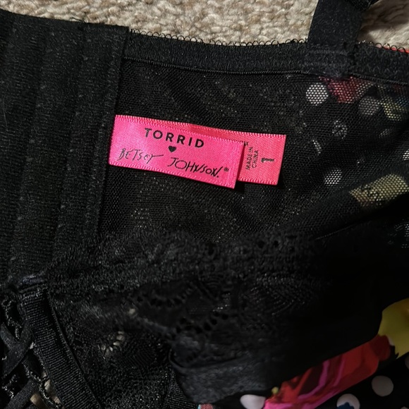 NWOT Discontinued Torrid & Betsey Johnson bodysuit - Picture 10 of 13